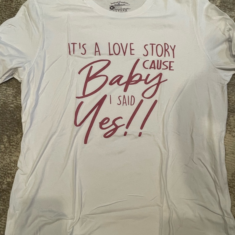 Taylor Swift “It’s a Love Story Cause Baby I Said Yes!” Short Sleeve T-shirt